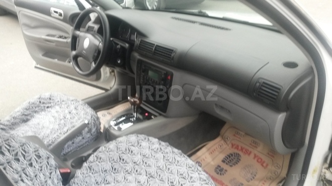 Volkswagen Passat 2003, 150,000 km - 1.8 l - Bakı