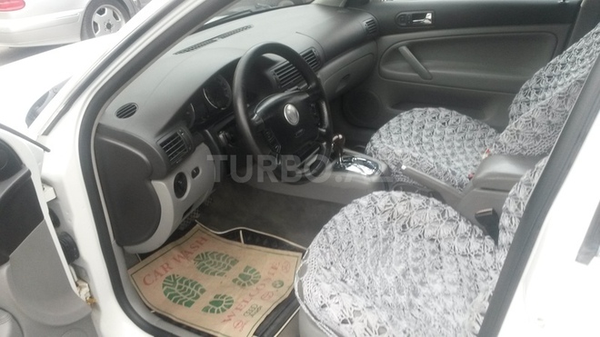 Volkswagen Passat 2003, 150,000 km - 1.8 l - Bakı
