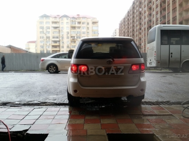 Toyota Fortuner 2006, 174,000 km - 2.7 л - Bakı