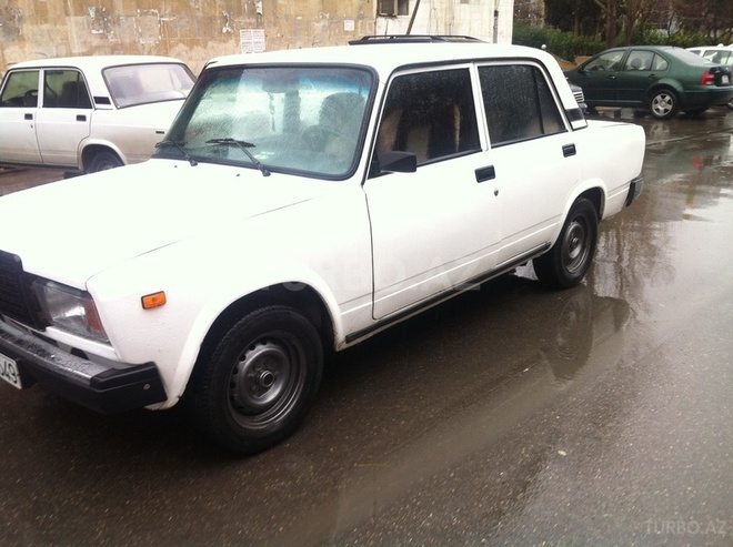 LADA (VAZ) 2107 2005, 187,000 km - 1.6 л - Bakı