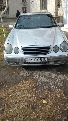 Mercedes E 220 2001, 330,000 km - 2.2 l - Mingəçevir