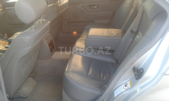 BMW 735 2000, 210,000 km - 3.5 l - Bakı