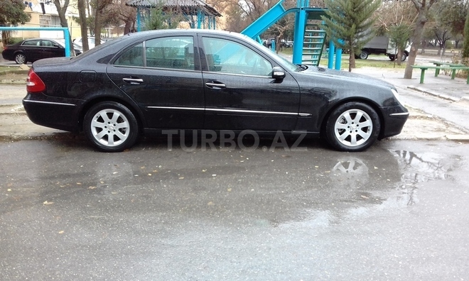 Mercedes E 240 2003, 230,000 km - 2.6 л - Bakı