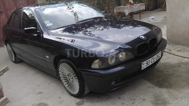 BMW 528 2000, 330,000 km - 2.8 l - Bakı
