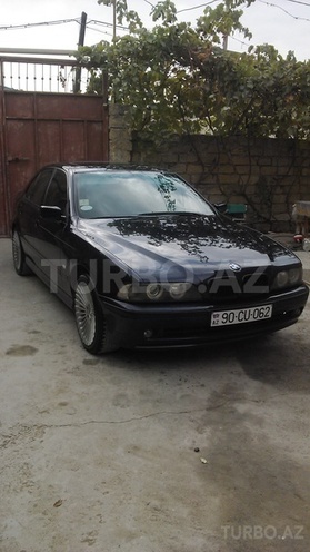 BMW 528 2000, 330,000 km - 2.8 l - Bakı