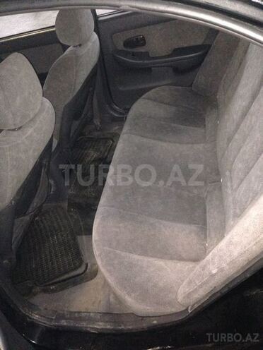 Hyundai Elantra 2002, 195,000 km - 2.0 л - Bakı