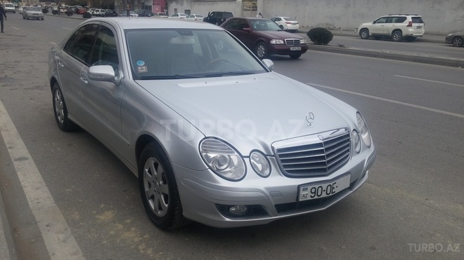 Mercedes E 220 2008, 242,000 km - 2.2 l - Bakı