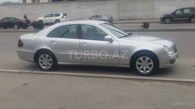 Mercedes E 220 2008, 242,000 km - 2.2 l - Bakı