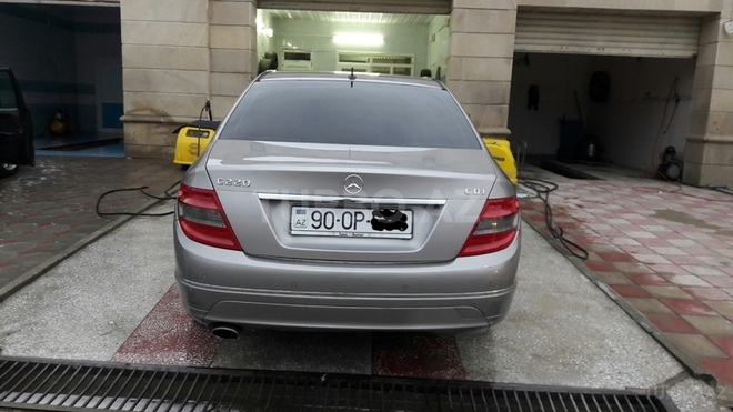 Mercedes C 220 2007, 220,000 km - 2.2 l - Sumqayıt