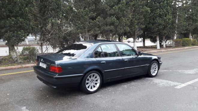 BMW 735 1998, 225,000 km - 3.5 l - Sumqayıt