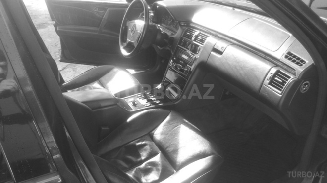 Mercedes E 230 1997, 230,000 km - 2.3 l - Sumqayıt
