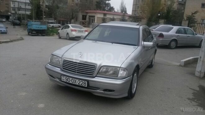 Mercedes C 180 1999, 230,000 km - 1.8 l - Bakı