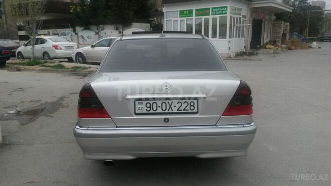 Mercedes C 180 1999, 230,000 km - 1.8 l - Bakı
