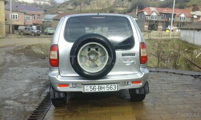 Chevrolet Niva 2007, 232,000 km - 1.7 l - Lerik