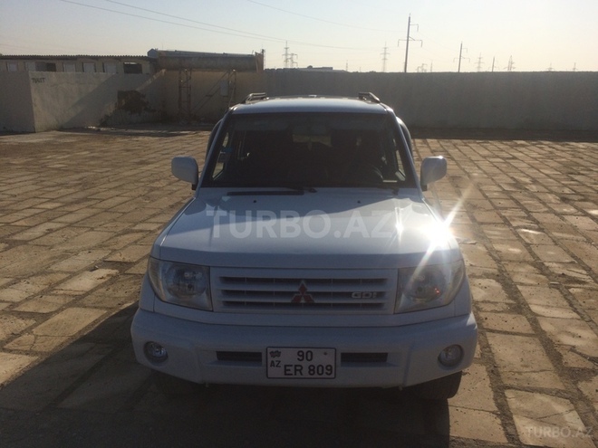 Mitsubishi Pajero io 1999, 220,000 km - 1.8 л - Sumqayıt