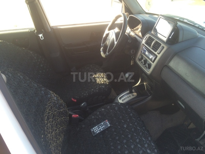Mitsubishi Pajero io 1999, 220,000 km - 1.8 л - Sumqayıt
