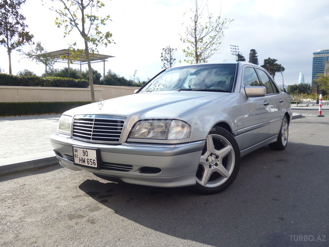 Mercedes C 240 1999, 121,200 km - 2.4 л - Bakı