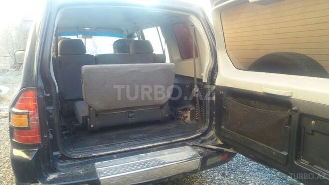 Mitsubishi Pajero 2001, 155,000 km - 3.0 l - Bakı
