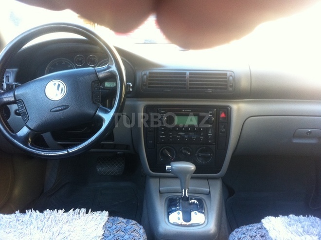 Volkswagen Passat 2002, 130,000 km - 1.8 l - Bakı