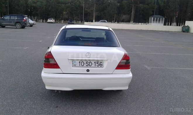 Mercedes C 200 1995, 220,000 km - 2.0 l - Sumqayıt