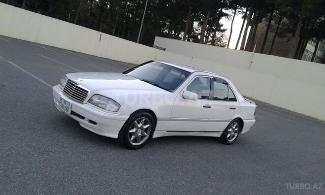 Mercedes C 200 1995, 220,000 km - 2.0 l - Sumqayıt