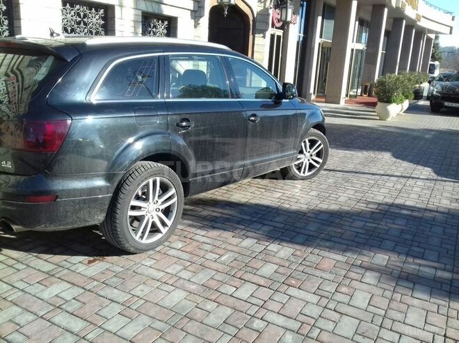 Audi Q7 2006, 188,000 km - 4.2 l - Bakı