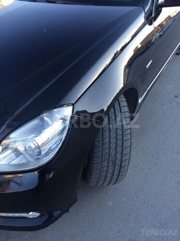 Mercedes E 200 2009, 129,300 km - 1.8 l - Bakı