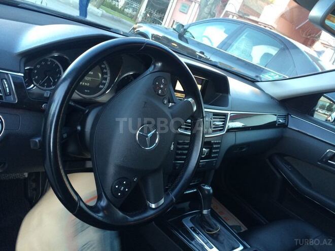 Mercedes E 200 2009, 129,300 km - 1.8 l - Bakı