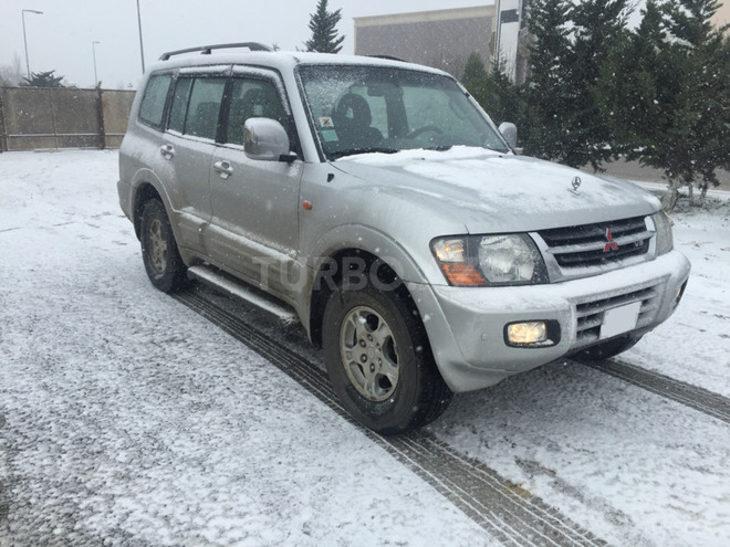 Mitsubishi Pajero 2003, 187,101 km - 3.0 l - Sumqayıt