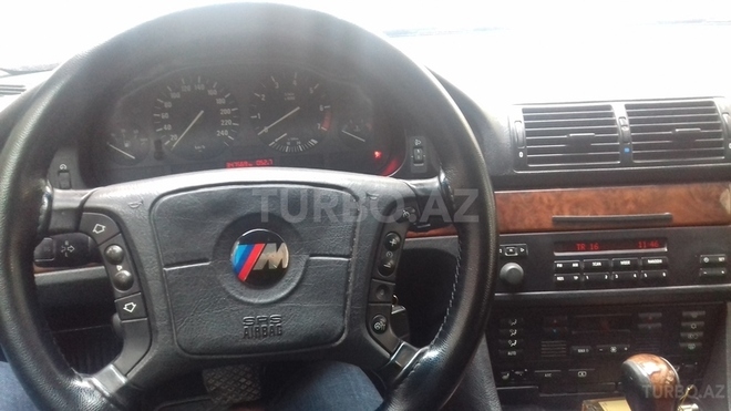 BMW 528 1996, 350,000 km - 2.8 l - Bakı