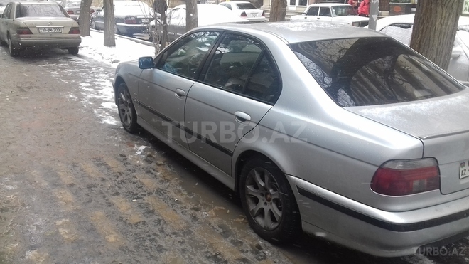 BMW 528 1996, 350,000 km - 2.8 l - Bakı