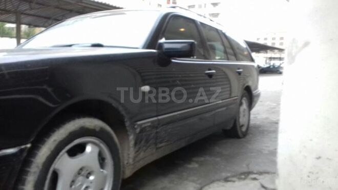 Mercedes E 240 1998, 325,000 km - 2.4 л - Bakı