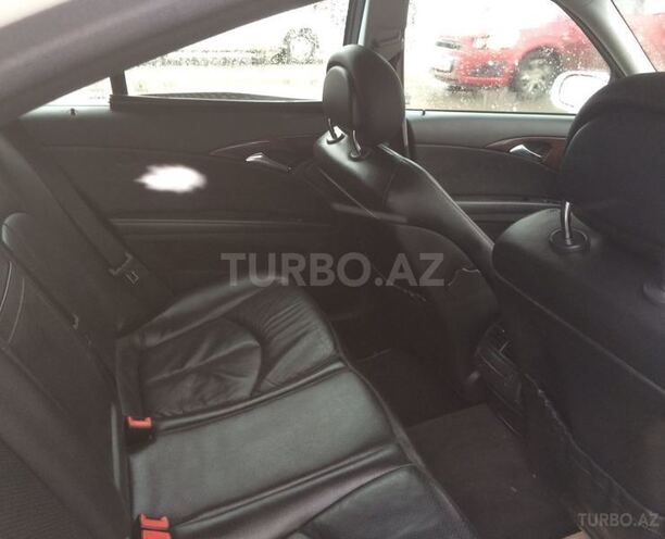 Mercedes E 240 2004, 201,000 km - 2.6 l - Bakı