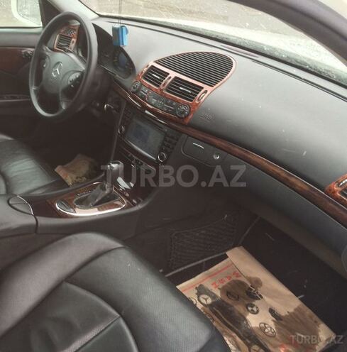Mercedes E 240 2004, 201,000 km - 2.6 l - Bakı