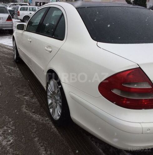 Mercedes E 240 2004, 201,000 km - 2.6 l - Bakı