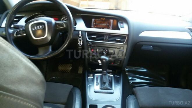 Audi A4 2010, 89,000 km - 2.0 l - Bakı