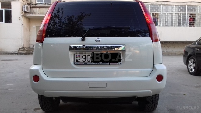 Nissan X-Trail 2010, 176,400 km - 2.5 l - Bakı