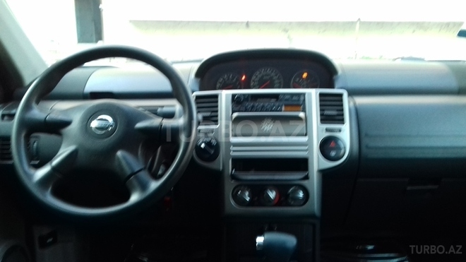 Nissan X-Trail 2010, 176,400 km - 2.5 l - Bakı