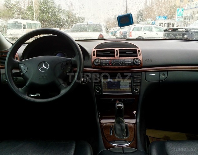 Mercedes E 240 2004, 201,412 km - 2.6 l - Bakı