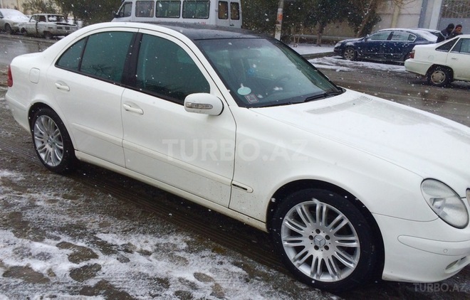 Mercedes E 240 2004, 201,412 km - 2.6 l - Bakı