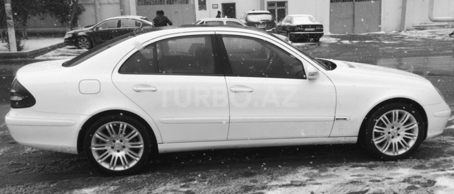 Mercedes E 240 2004, 201,412 km - 2.6 l - Bakı