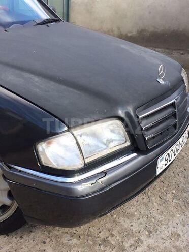 Mercedes C 220 1996, 430,000 km - 2.2 l - Bakı