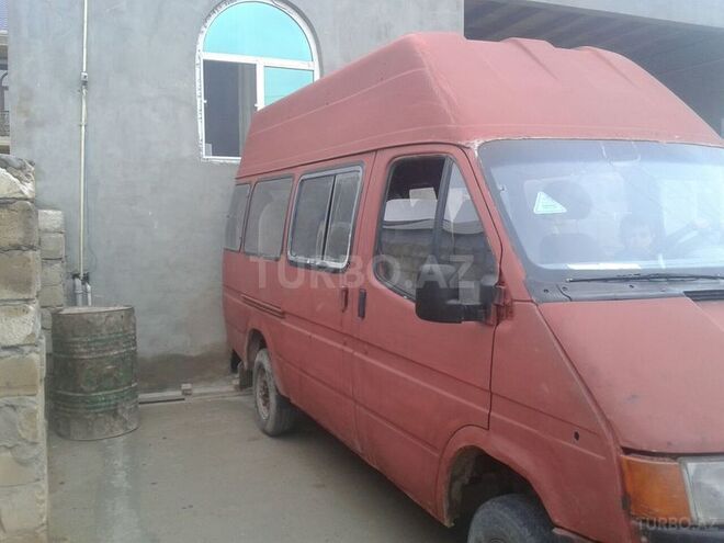 Ford Transit 1989, 50,000 km - 2.5 л - Qobustan