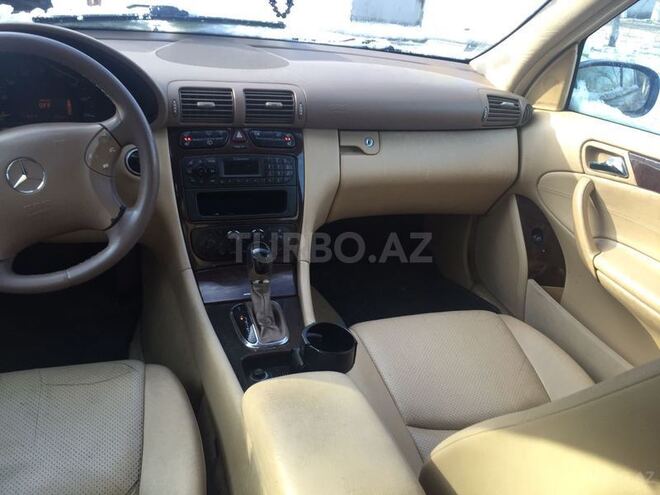 Mercedes C 240 2004, 165,600 km - 2.6 l - Bakı