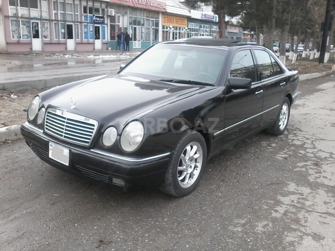 Mercedes E 320 1998, 230,000 km - 3.2 l - Sumqayıt