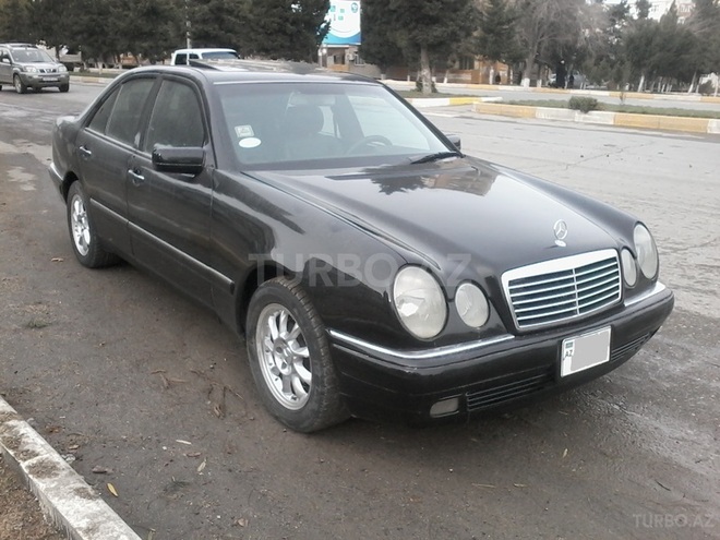 Mercedes E 320 1998, 230,000 km - 3.2 l - Sumqayıt