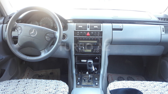 Mercedes E 240 2000, 241,245 km - 2.4 l - Bakı