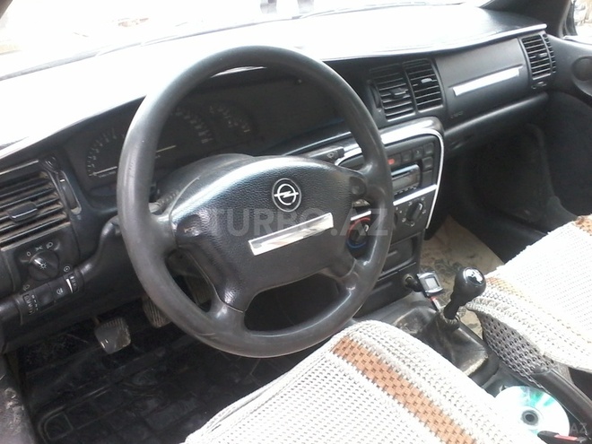 Opel Vectra 1998, 340,000 km - 1.6 l - Sumqayıt