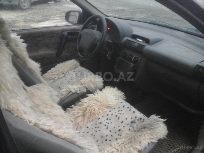 Opel Vita 1996, 100,000 km - 1.6 l - Bakı