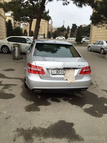 Mercedes E 350 2009, 107,000 km - 3.5 l - Bakı